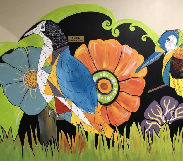 backpacker-group-cultural-rotoura